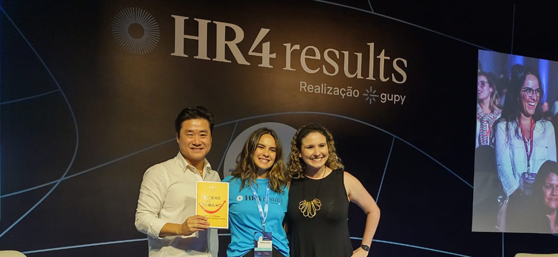 Diogo Oishi, Nara Zarino e Marcela Mauá no HR4results 2022